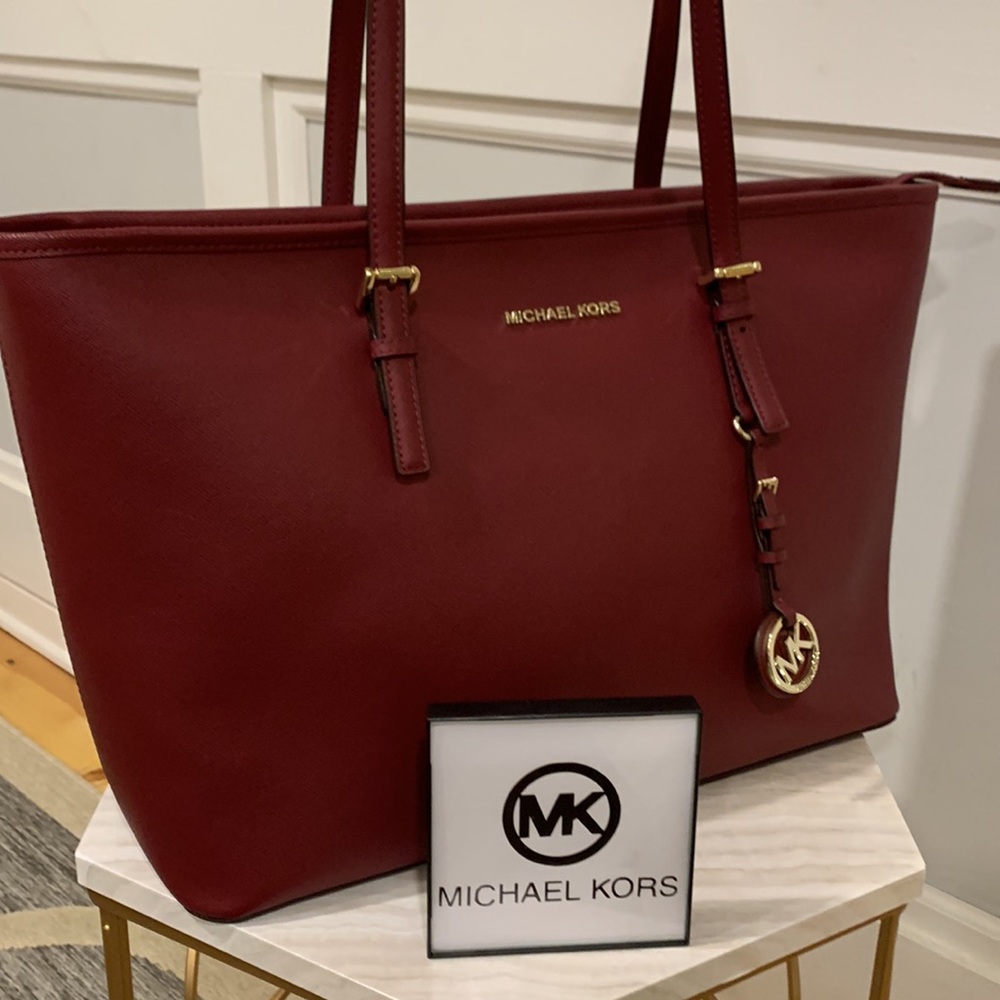 Michael Kors Large Jet Set Travel / Laptop Tote Bag NWOT